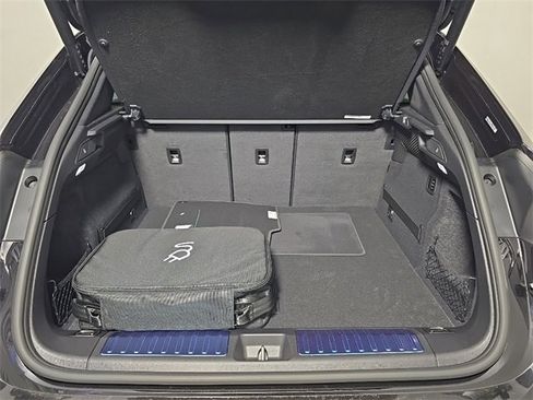 Used 2025 Porsche Macan Turbo Electric image 13