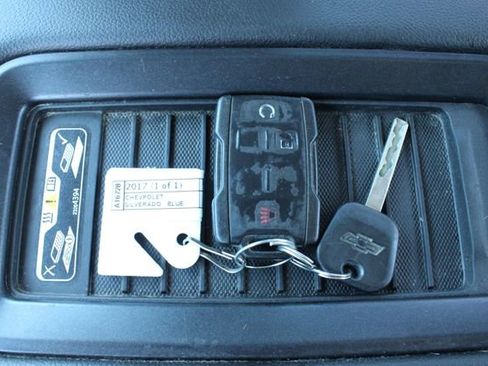 Used 2017 Chevrolet Silverado 1500 LT w/ All Star Edition AWD/4WD image 28