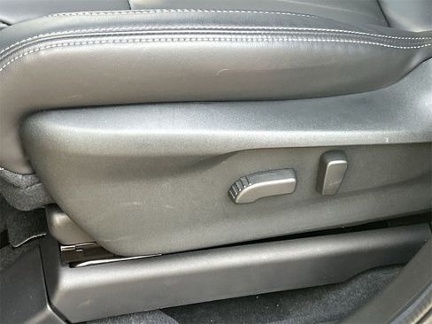 New 2026 Subaru Ascent Premium image 16