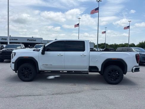 Used 2024 GMC Sierra 2500 AT4 w/ AT4 Preferred Package AWD/4WD image 27