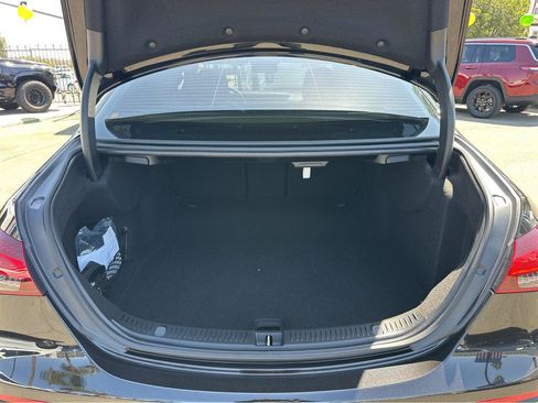 Used 2023 Mercedes-Benz E 350 4MATIC Sedan image 36
