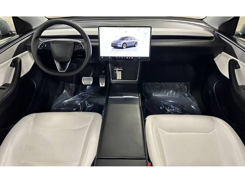 Used 2026 Tesla Model Y Long Range AWD/4WD image 24