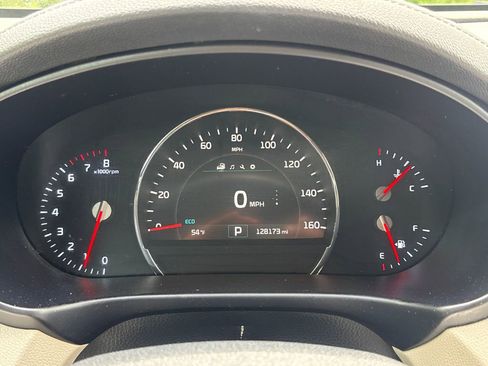 Used 2017 Kia Sorento EX w/ EX Premium Package FWD image 21