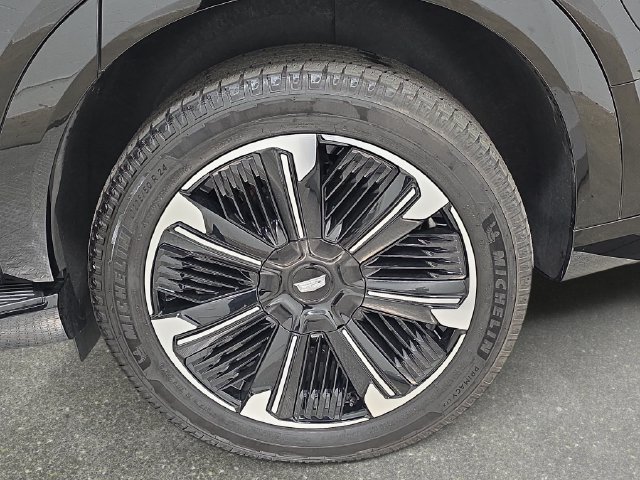 Certified 2025 Cadillac Escalade IQ Sport 2 AWD/4WD image 33