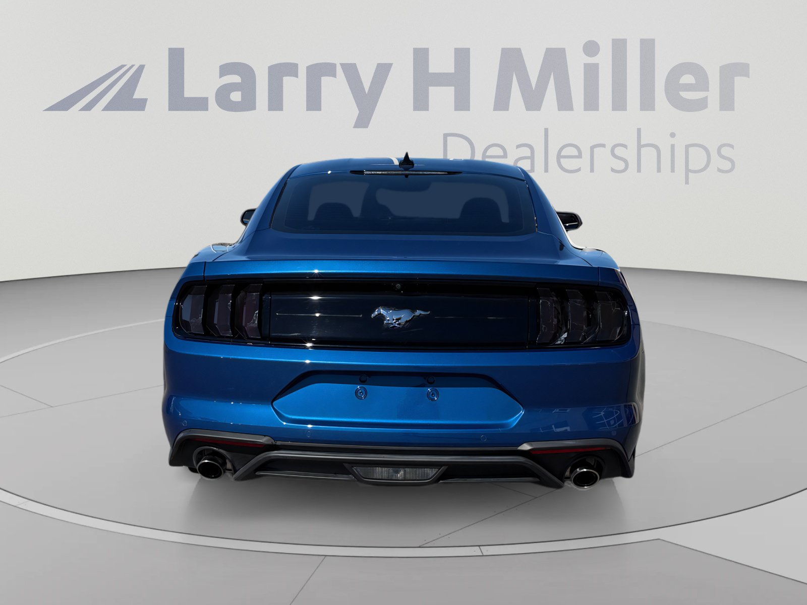 Used 2022 Ford Mustang Coupe w/ Equipment Group 101A RWD image 4