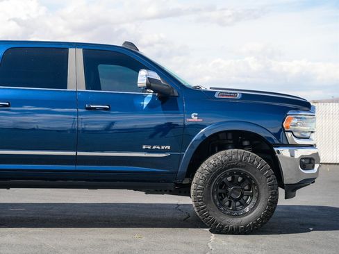 Used 2019 RAM 2500 Limited image 14