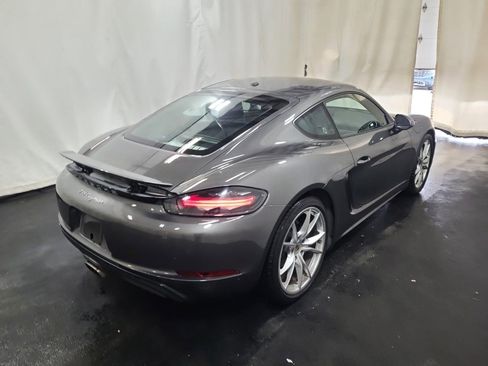 Used 2017 Porsche 718 Cayman image 6