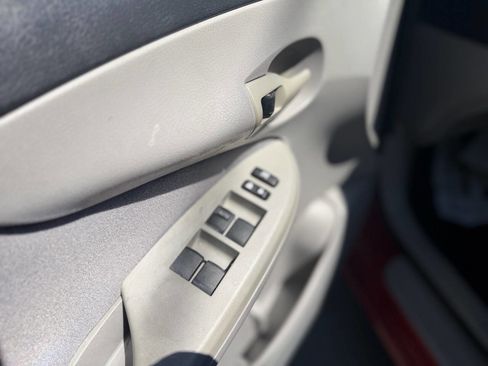 Used 2013 Toyota Corolla L FWD image 10