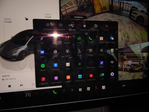 Used 2023 Tesla Model 3 Performance image 25