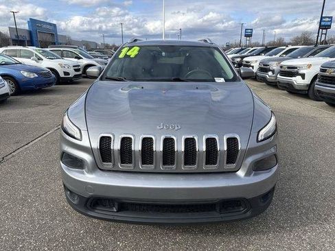 Used 2014 Jeep Cherokee Latitude w/ Comfort/Convenience Group FWD image 7