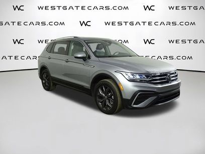 Used 2024 Volkswagen Tiguan SE
