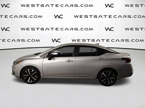 Used 2022 Nissan Versa SR w/ Convenience Package FWD image 5
