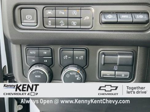 Certified 2022 Chevrolet Tahoe High Country w/ Premium Package image 31