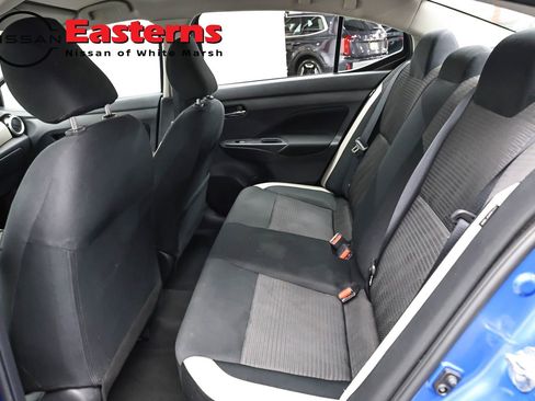 Used 2022 Nissan Versa SV FWD image 20