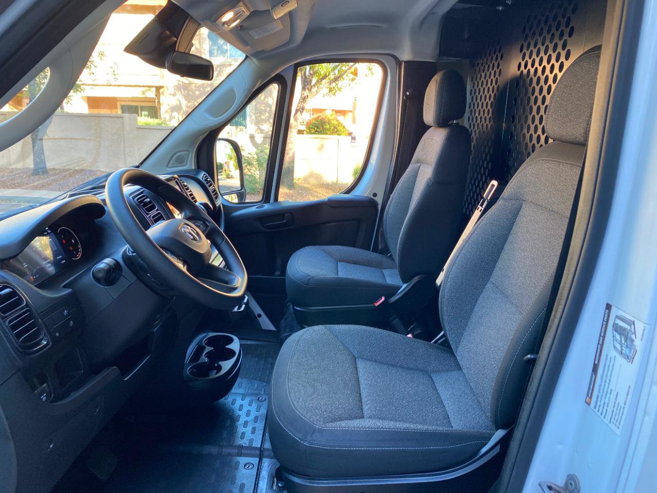Used 2025 RAM ProMaster 2500 w/ U-Haul Equipment Group FWD image 29