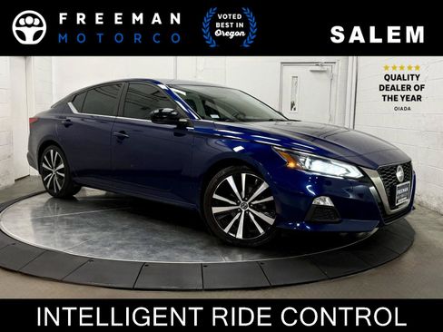 Used 2019 Nissan Altima 2.5 SR FWD image 1