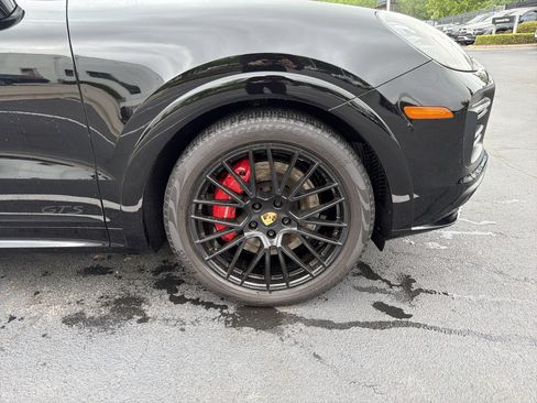 Used 2021 Porsche Cayenne GTS AWD/4WD image 13