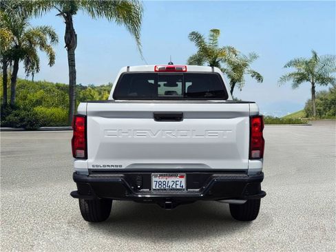 Used 2025 Chevrolet Colorado Trail Boss AWD/4WD image 5