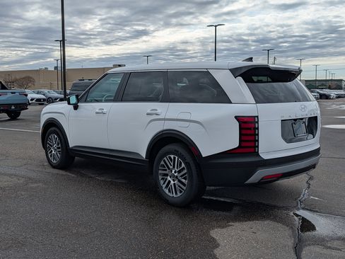 Used 2026 Hyundai Palisade SE AWD/4WD image 3