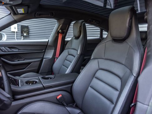 Certified 2023 Porsche Taycan 4S AWD/4WD image 5
