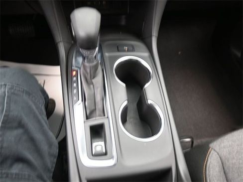 Used 2024 Chevrolet Equinox LT image 11