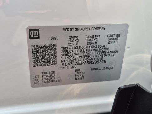 Certified 2025 Buick Envista Preferred FWD image 31