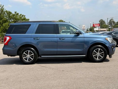 Used 2020 Ford Expedition XLT w/ Equipment Group 202A RWD image 10