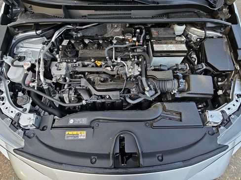 Used 2023 Toyota Corolla SE image 27