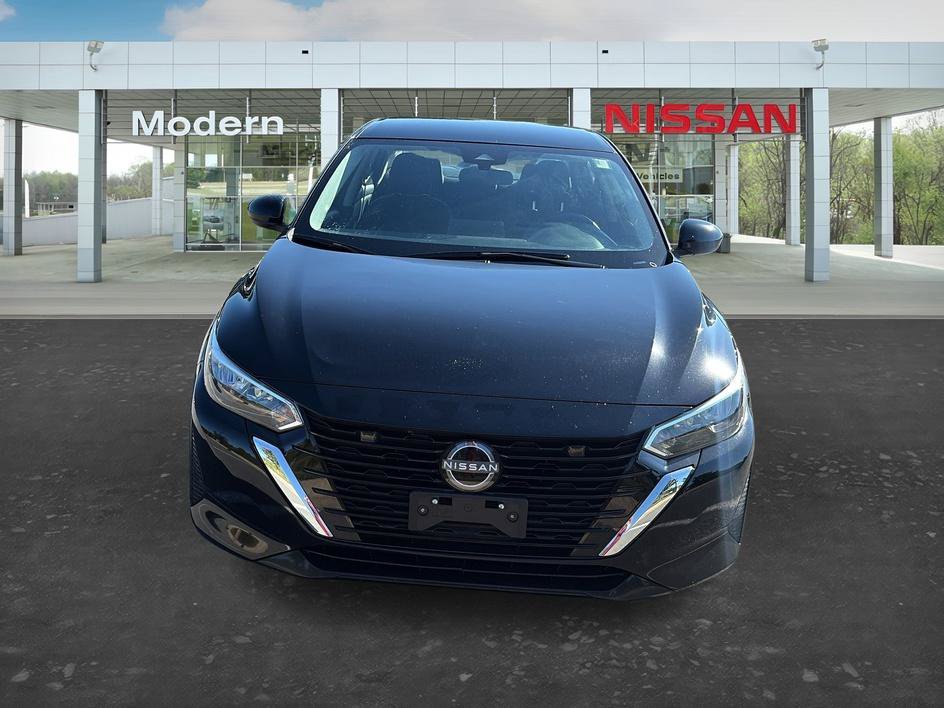 Certified 2025 Nissan Sentra SV FWD image 8