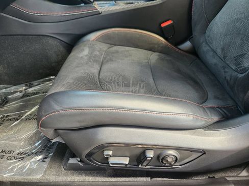 Used 2024 Dodge Charger Daytona Scat Pack w/ Plus Group AWD/4WD image 16