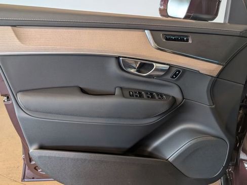 New 2026 Volvo XC90 B6 Plus w/ Protection Package Premier image 8
