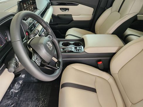 New 2026 Honda Pilot EX-L image 9