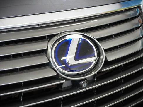Used 2017 Lexus RX 450h AWD w/ Luxury Package image 27