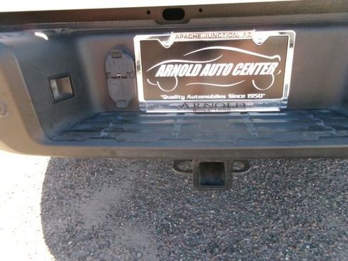 Used 2024 Nissan Frontier SV w/ SV Convenience Package image 26