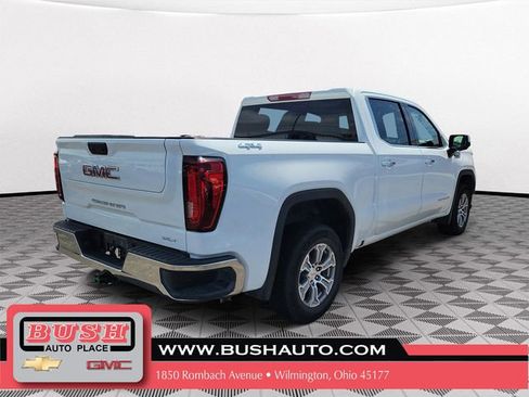 Used 2025 GMC Sierra 1500 SLT AWD/4WD image 4