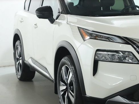 Certified 2023 Nissan Rogue SL AWD/4WD image 9