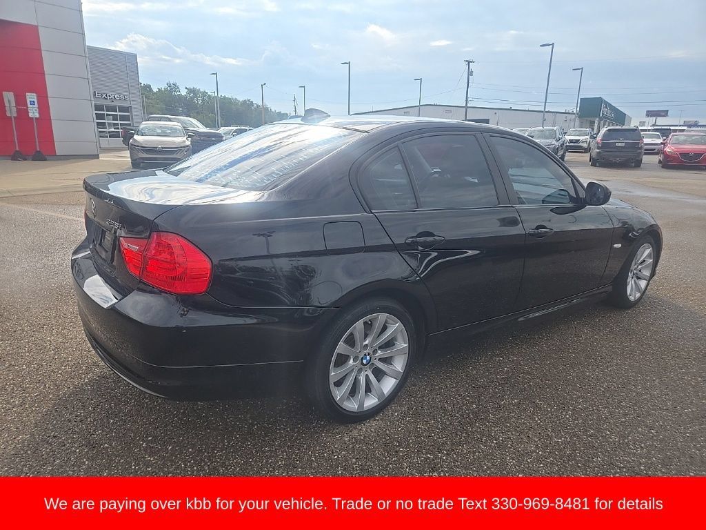 Used 2011 BMW 328i Sedan RWD image 7