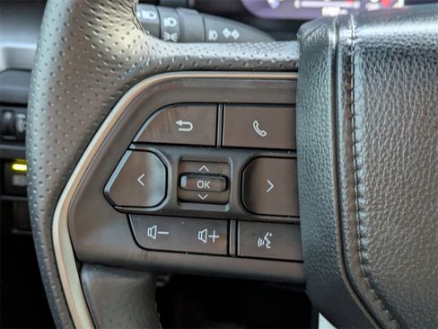 Certified 2025 Toyota 4Runner TRD Off-Road Premium image 27