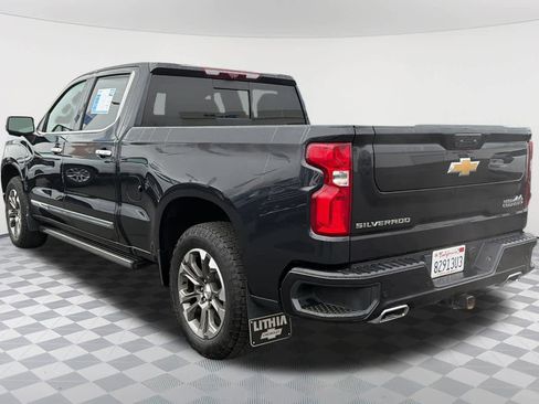 Used 2023 Chevrolet Silverado 1500 High Country w/ Technology Package image 7