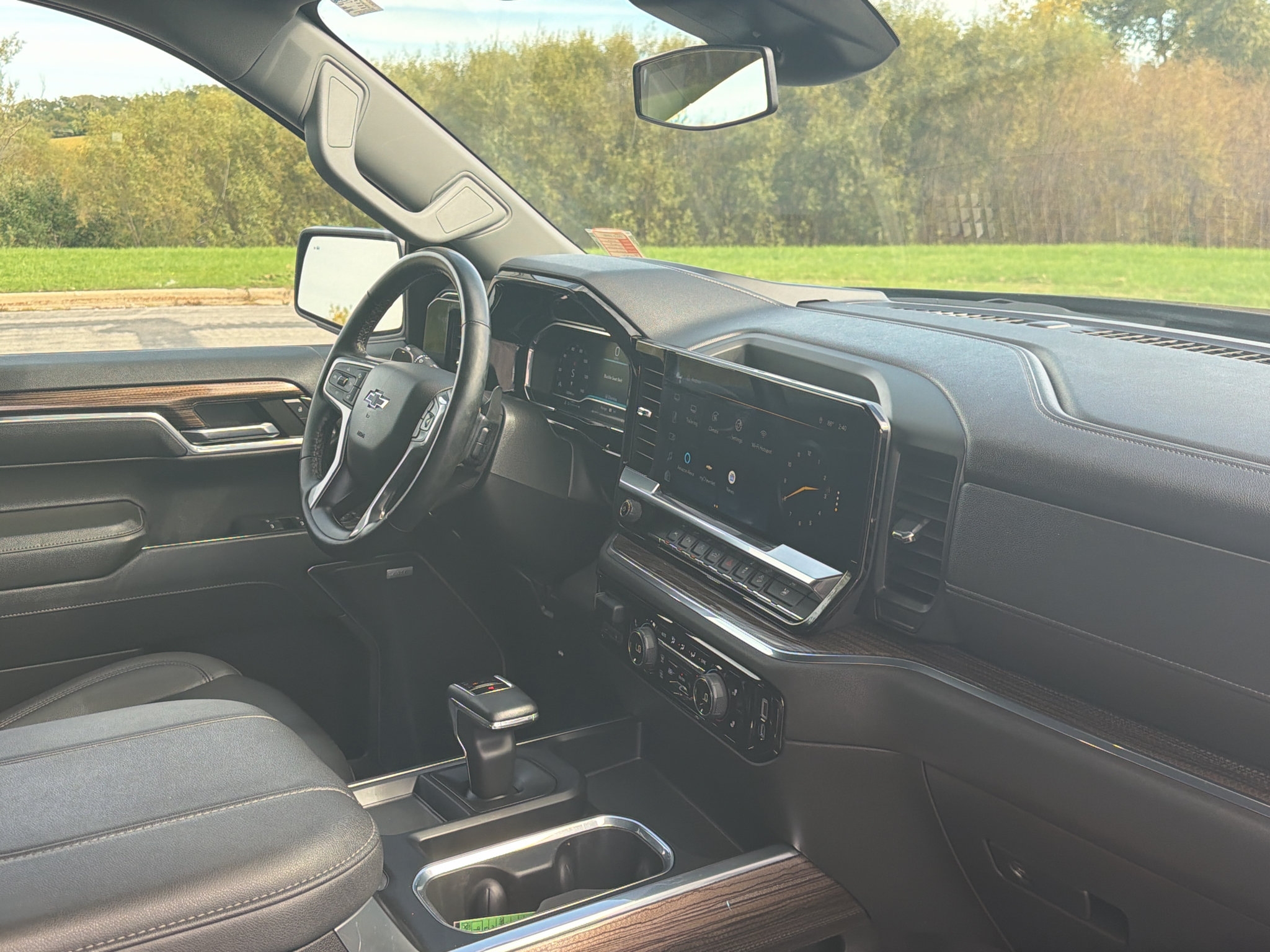 Used 2023 Chevrolet Silverado 1500 RST w/ RST All Star Premium Package AWD/4WD image 28