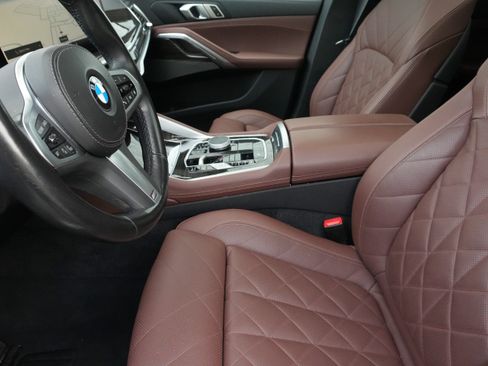 Certified 2025 BMW X6 xDrive40i AWD/4WD image 11