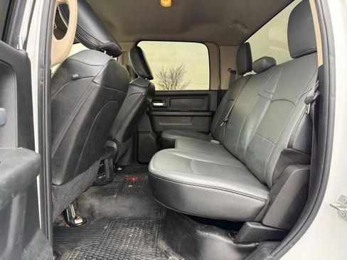 Used 2019 RAM 2500 Tradesman w/ Safety Group image 33