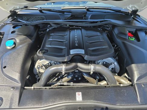 Used 2018 Porsche Cayenne S AWD/4WD image 22