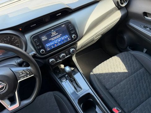 Used 2023 Nissan Kicks SV FWD image 21