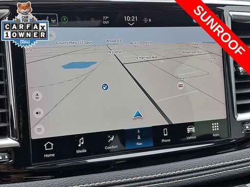 Used 2024 Chrysler Pacifica Limited FWD image 18