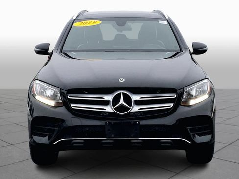 Used 2019 Mercedes-Benz GLC 300 4MATIC image 4