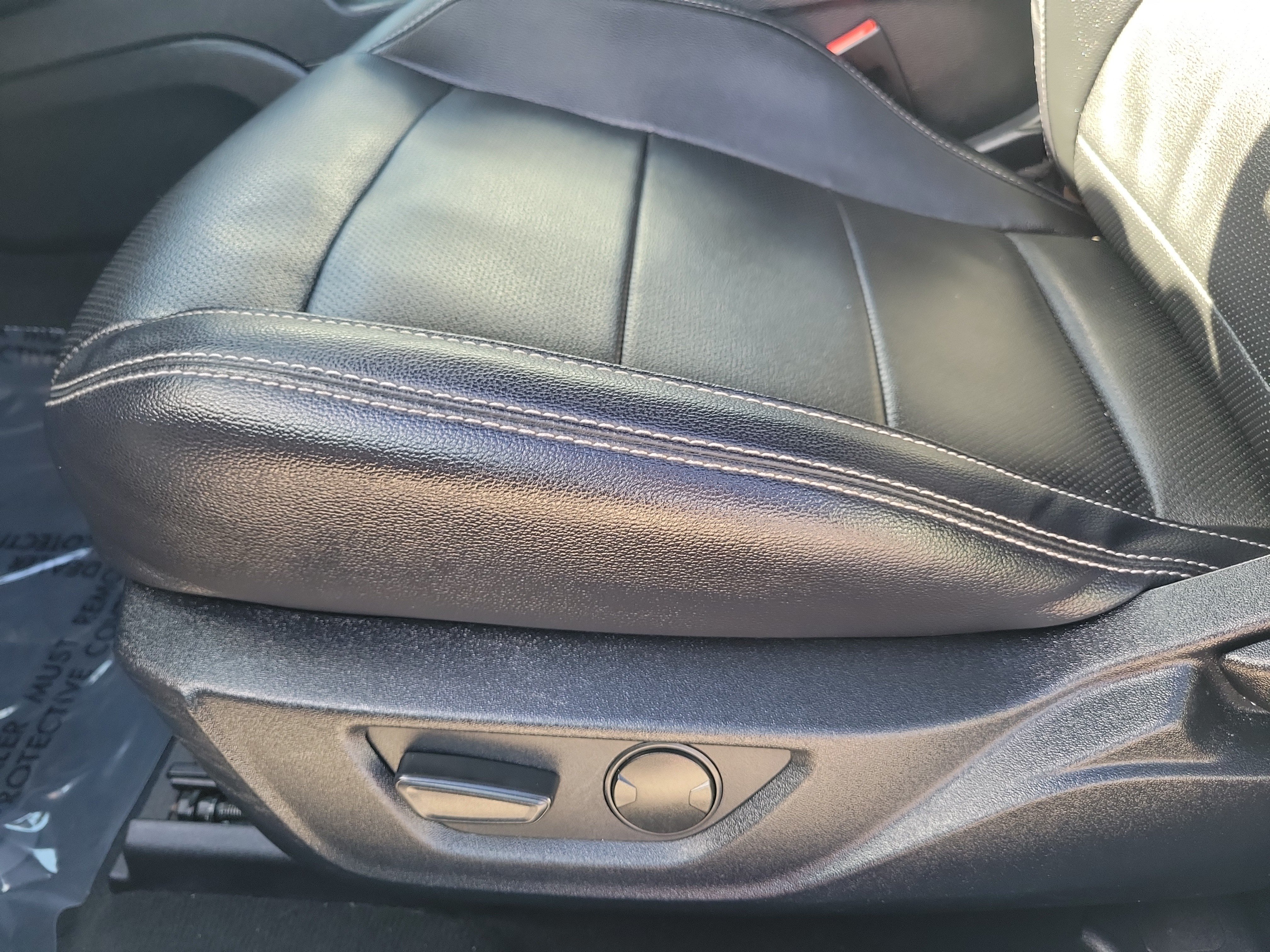 Used 2022 Ford Mustang Premium RWD image 13
