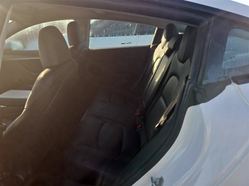 Used 2023 Tesla Model 3 Standard Range RWD image 5