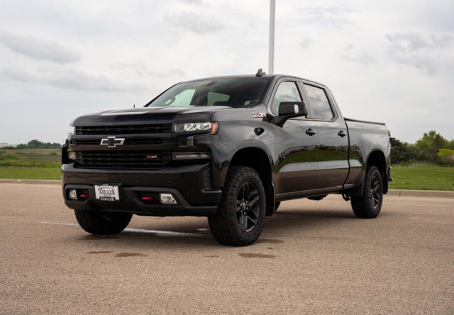 Used 2019 Chevrolet Silverado 1500 LT Trail Boss AWD/4WD image 3