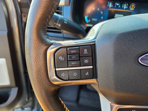 Used 2025 Ford F150 King Ranch AWD/4WD image 37